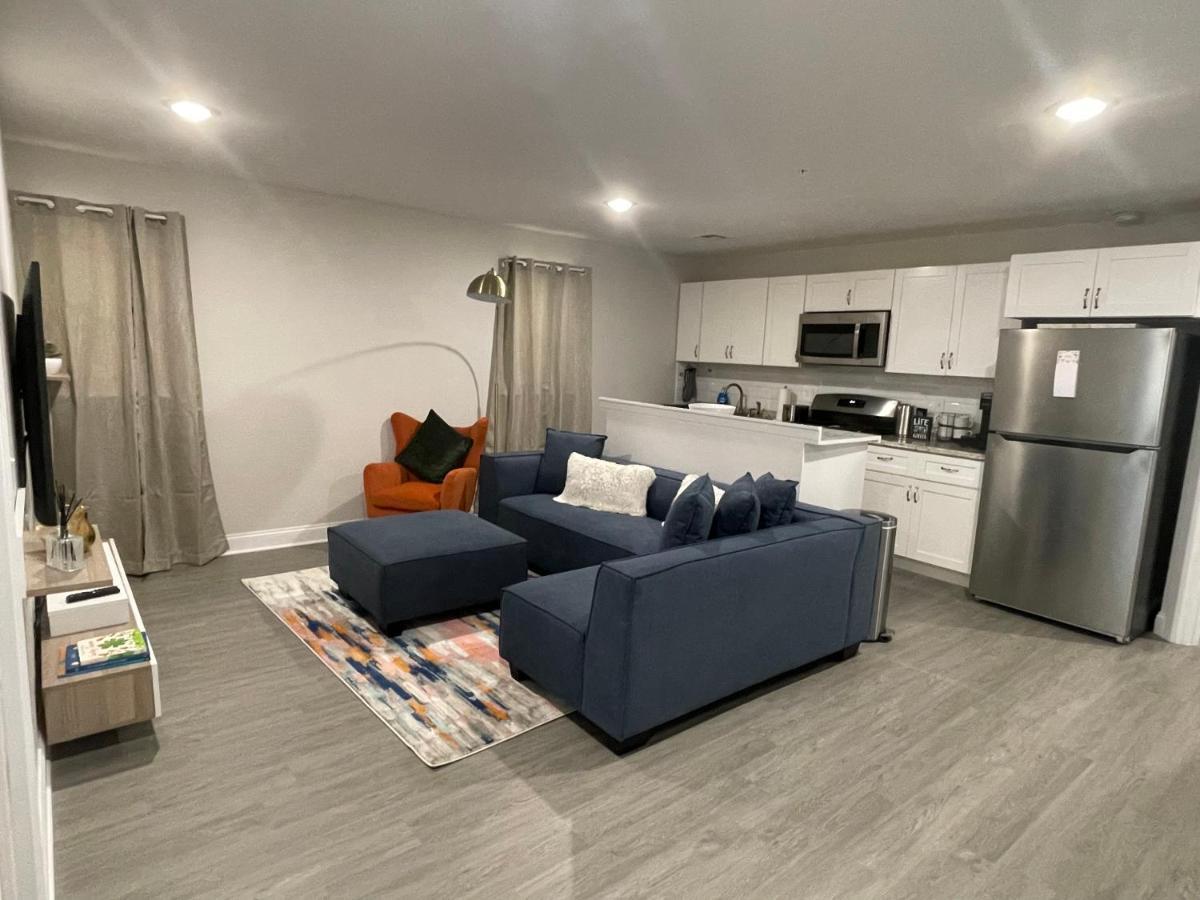 Luxury **Cozy• 2 Bedroom 2 Min. From Ewr / Newark Downtown Exterior photo